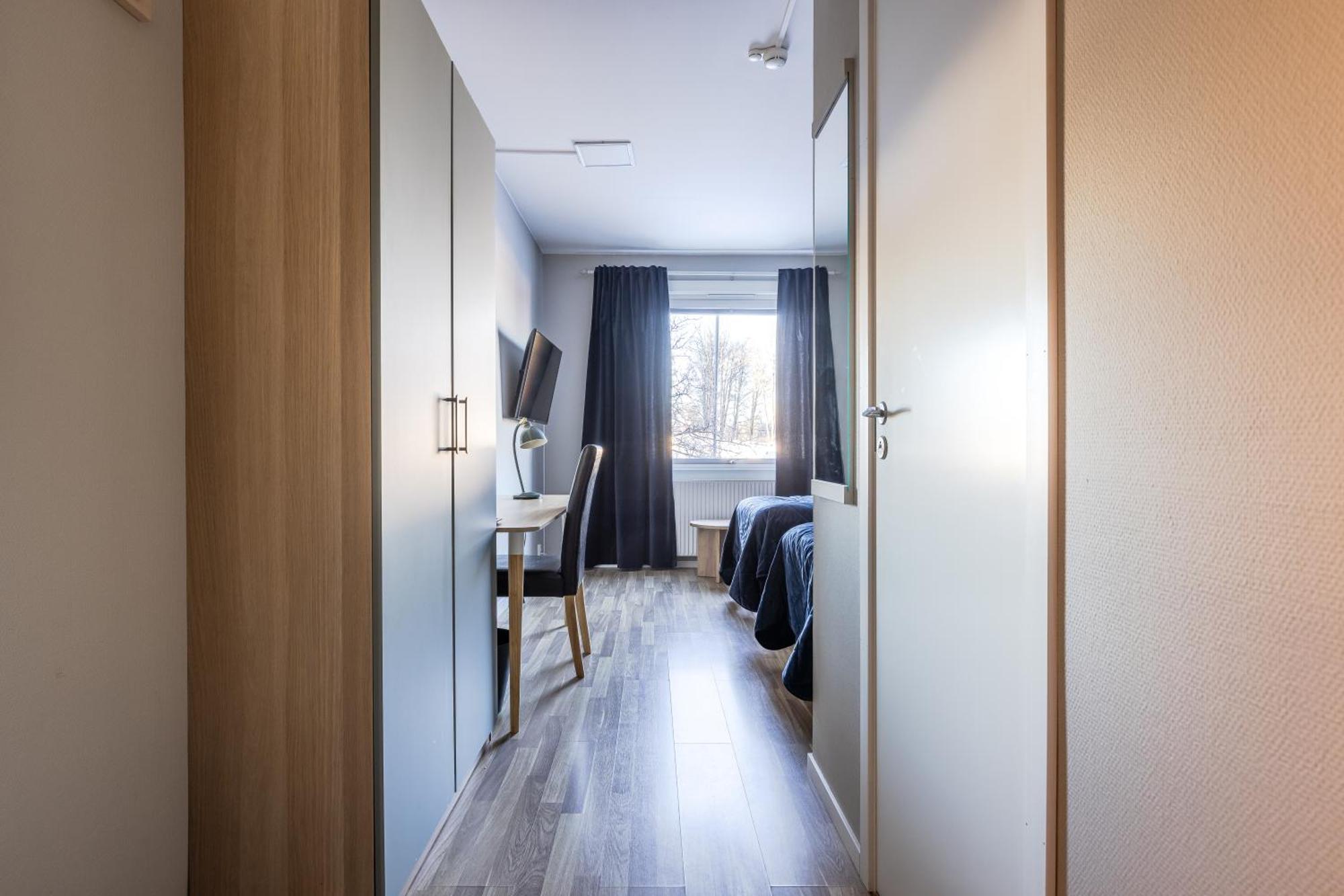 Hotell Kung Goesta By First Мора Экстерьер фото